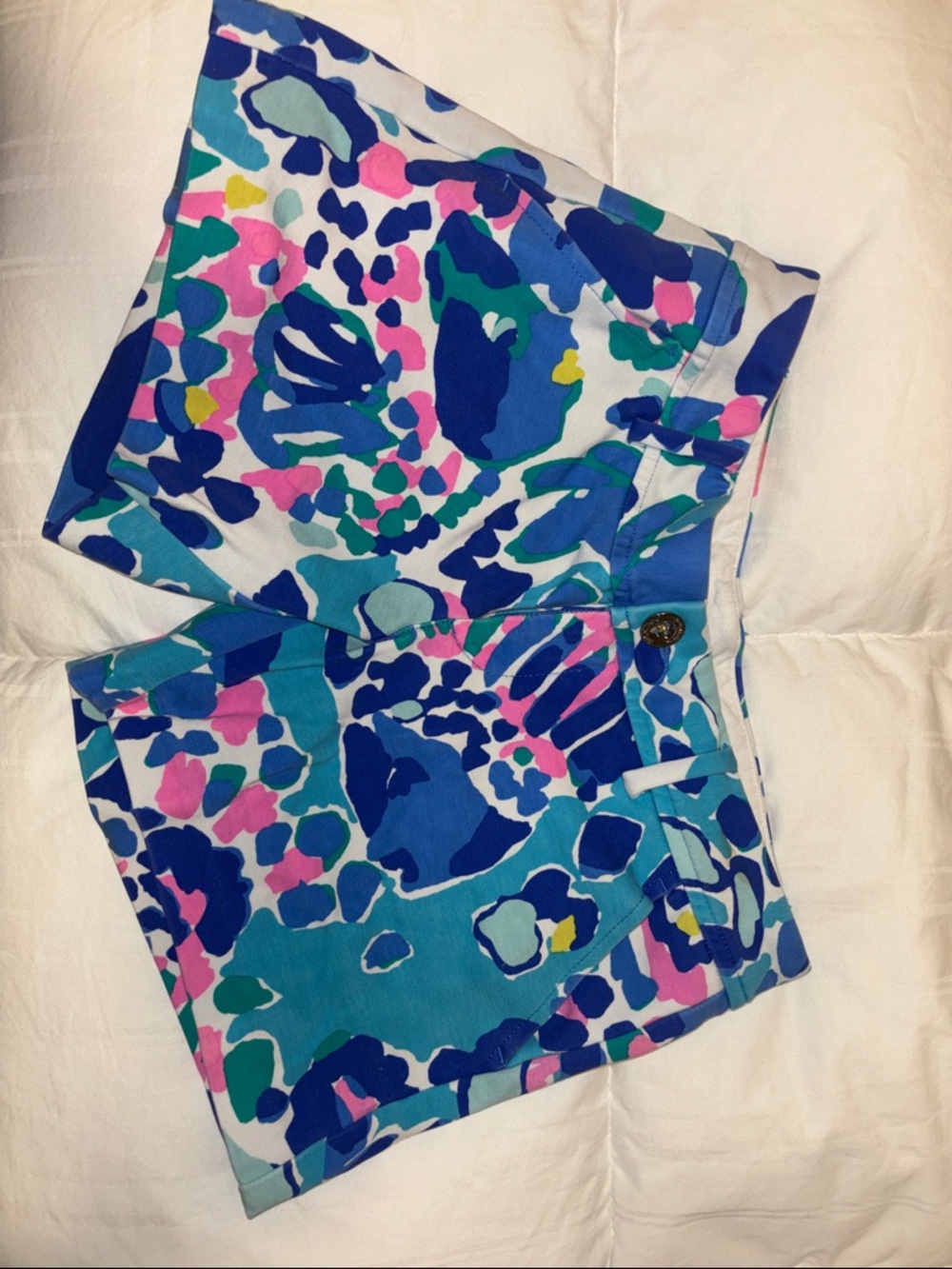 Bright Lilly Pulitzer Callahan  shorts in Blue, Teal & Pink